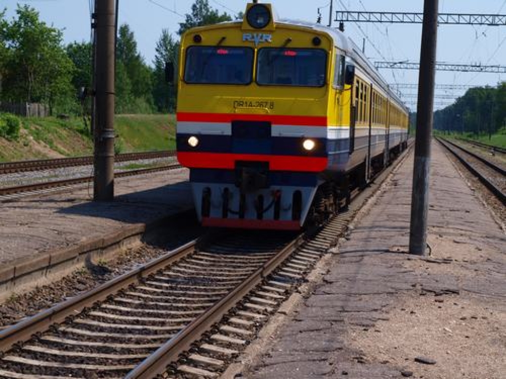 Izmaiņas vilcienu satiksmē