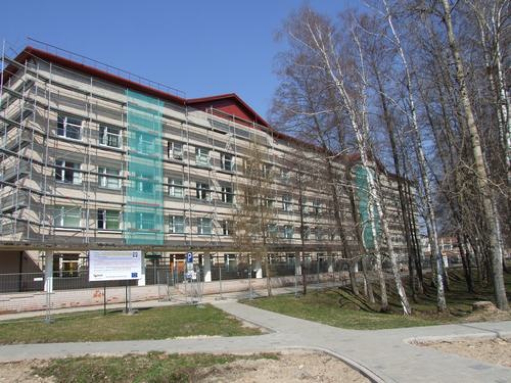 Siltinās un pārbūvēs Aizkraukles slimnīcas un poliklīnikas ēkas