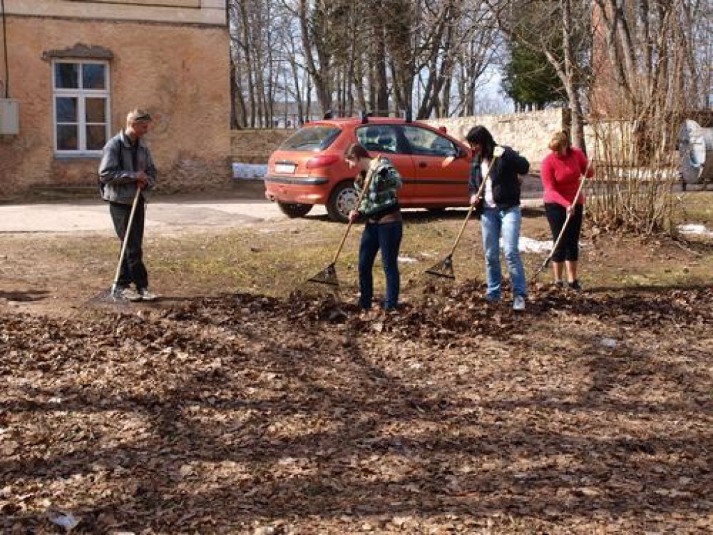 Sakopj Vecbebru muižas parku