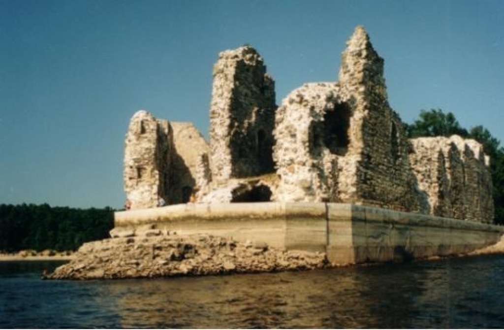 Apmeklētāju skaits sarucis