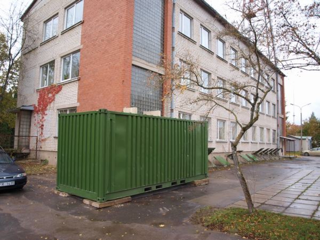 Ieslodzītie pastaigāsies konteinerā