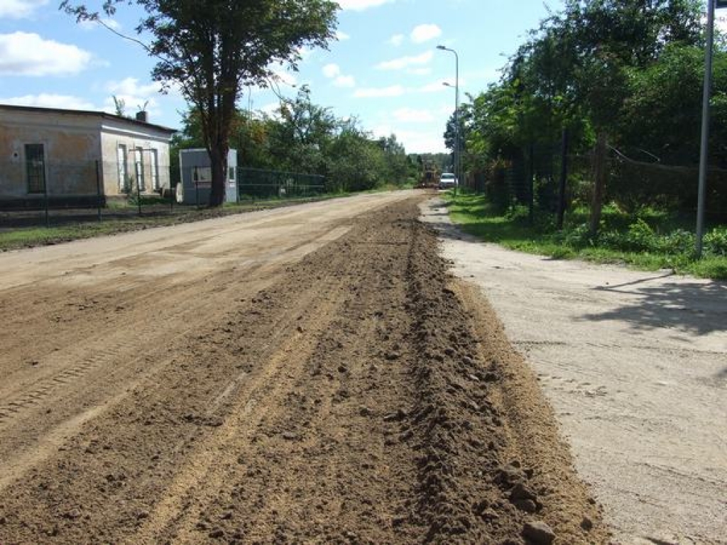 Skrīveros nogreiderē ielas
