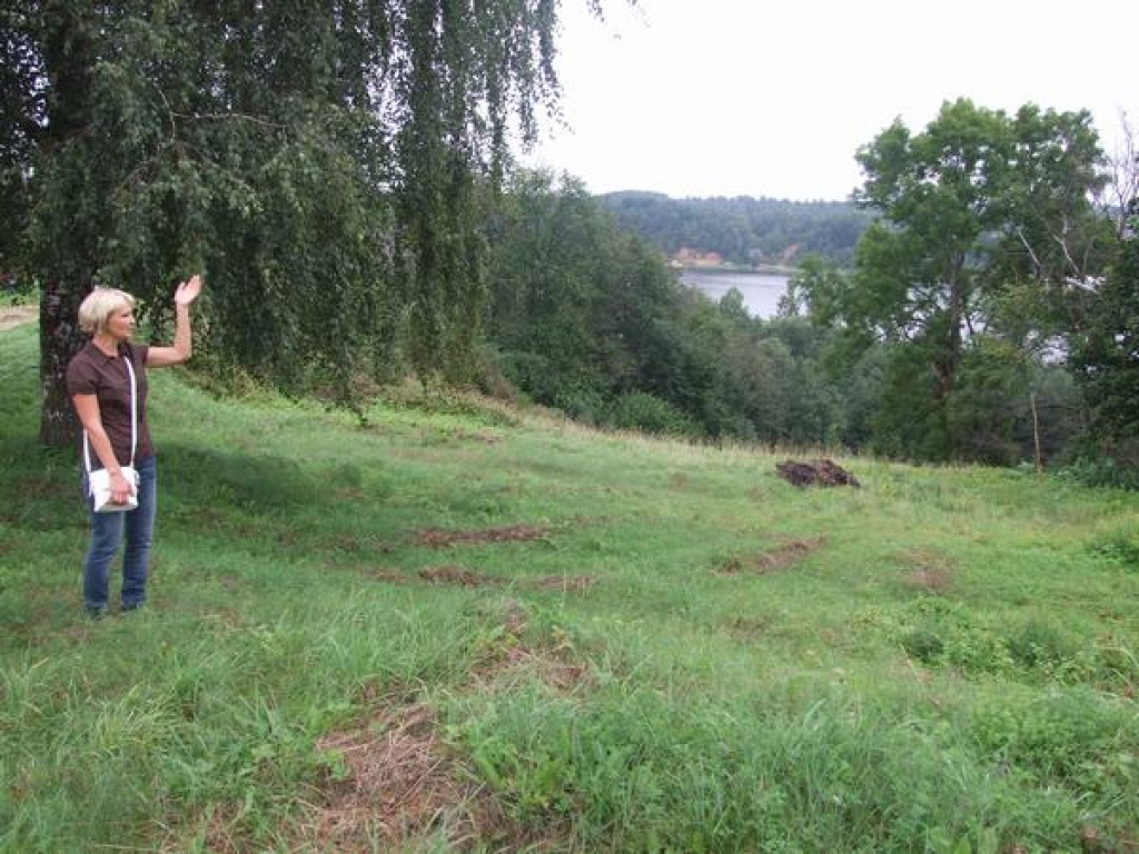 Aizkrauklē grib atjaunot slēpotāju kalnu