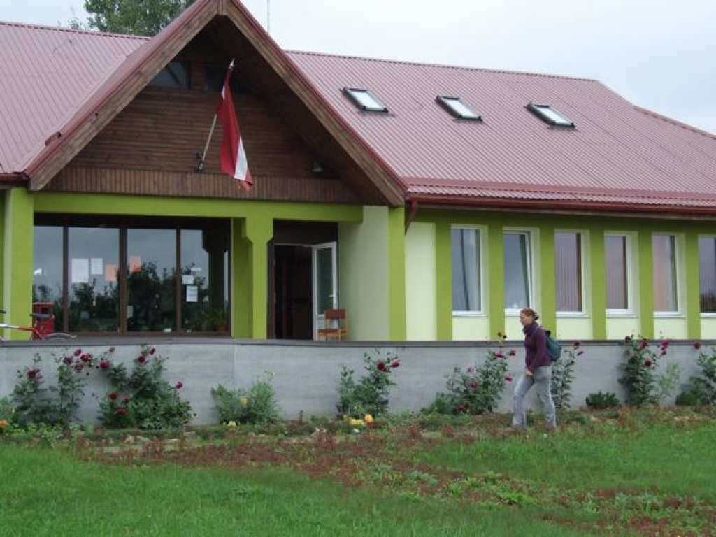 Seces pārvaldes ēkai jauns izskats