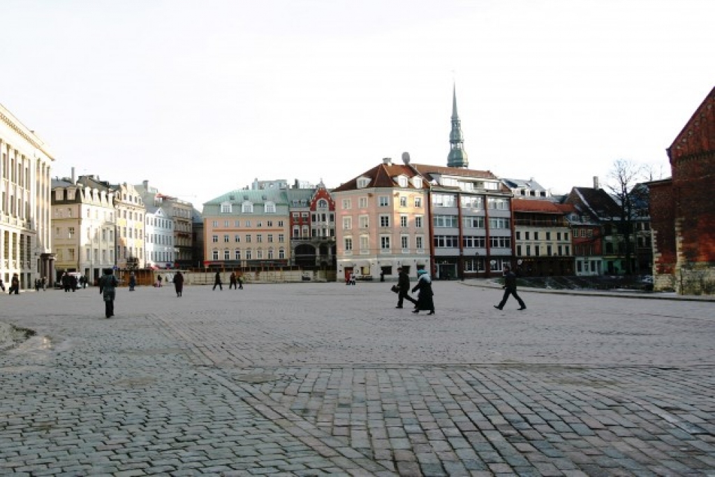 Doma laukumā apskatāma brīvdabas fotoizstāde ,,Latvijas Republikas Neatkarības deklarācijai 20” 