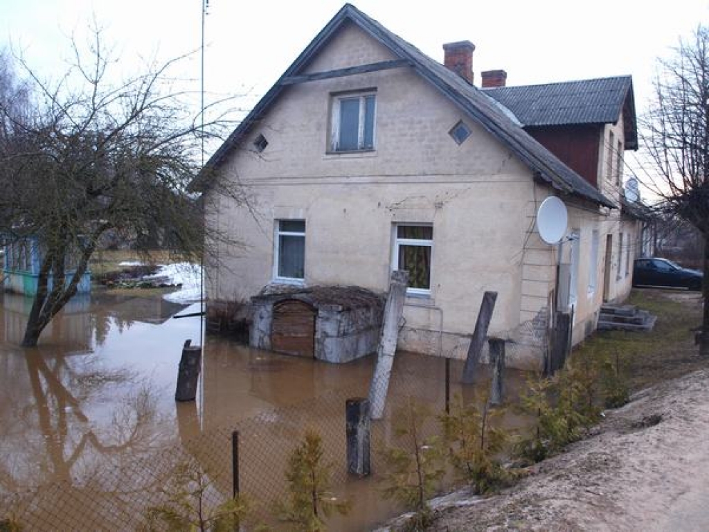 Palīdzēs izsūknēt akas