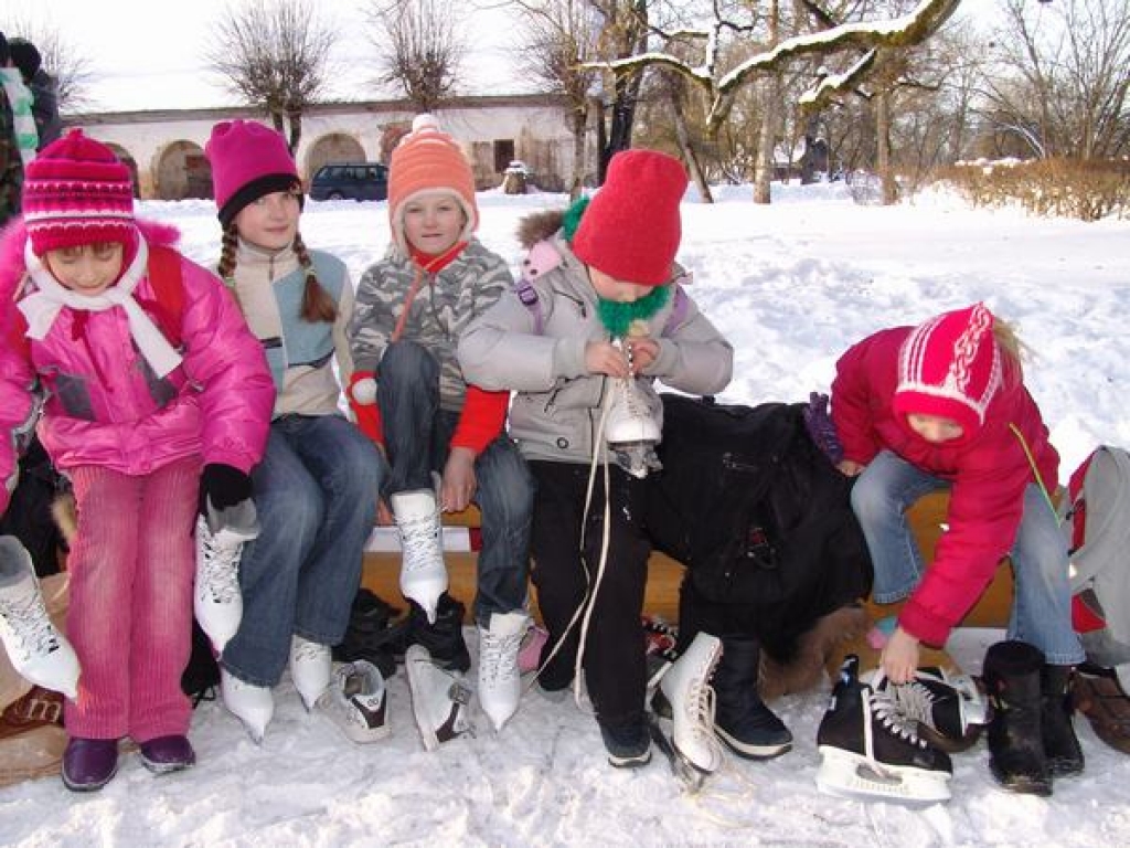 Brokastis bez maksas