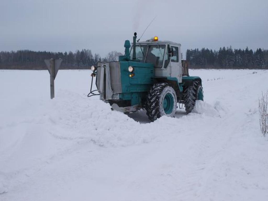Sniegu tīra gandrīz katru dienu