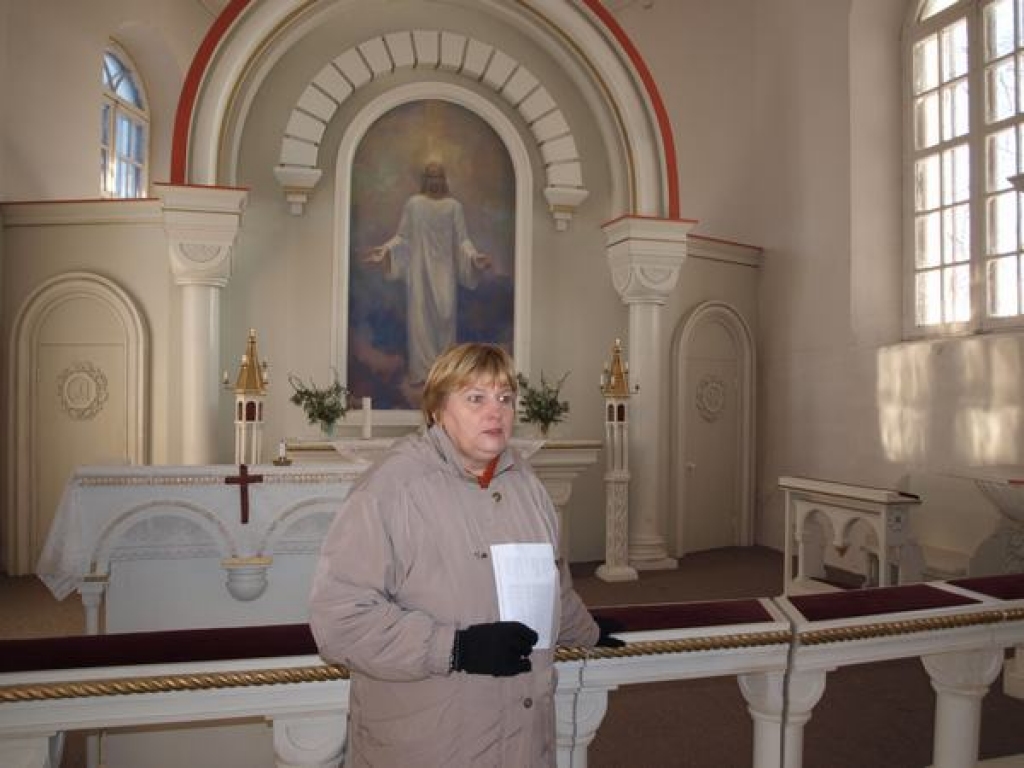Atjaunos dievnamu