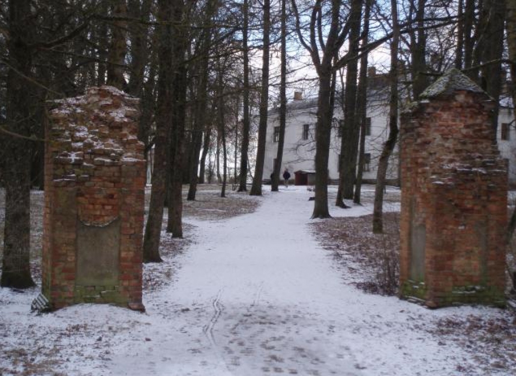 Apzina sava novada kultūrvēstures vērtības
