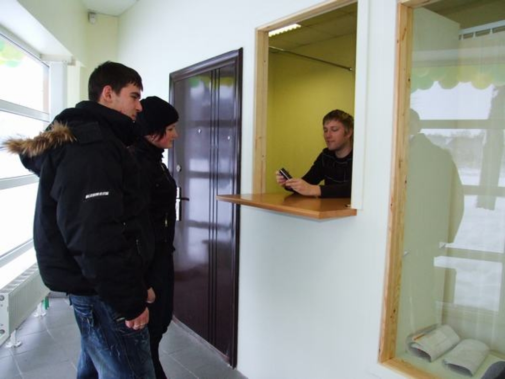 Visbiežāk ieķīlā mobilos telefonus un rotaslietas
