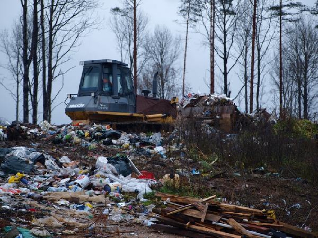 Koknesē rekultivē izgāztuvi