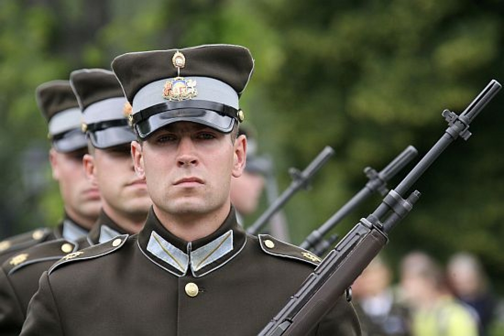 Lāčplēša dienā bruņotie spēki godinās latviešu karavīrus