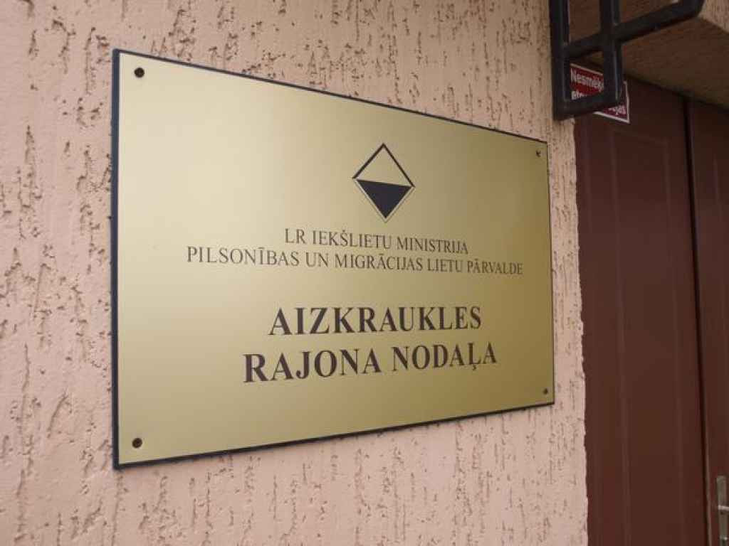 Ar bankas karti norēķinās reti