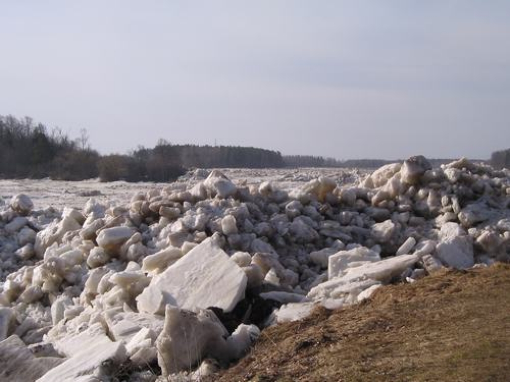 Gostiņos sākušies plūdi