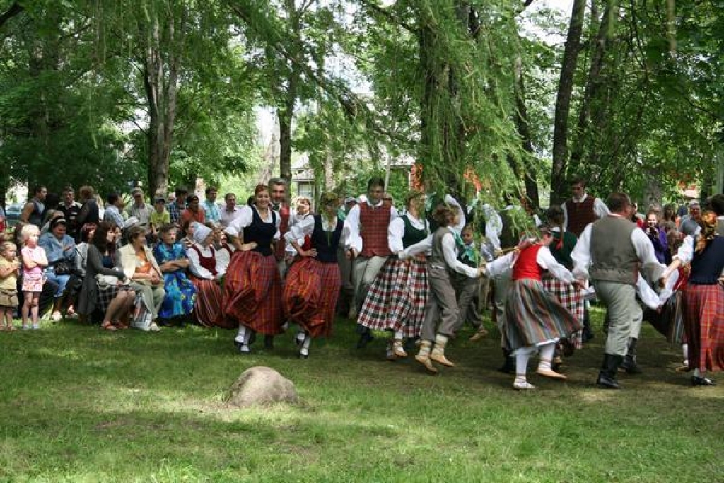 Skrīveros izskan Daugavas svētki