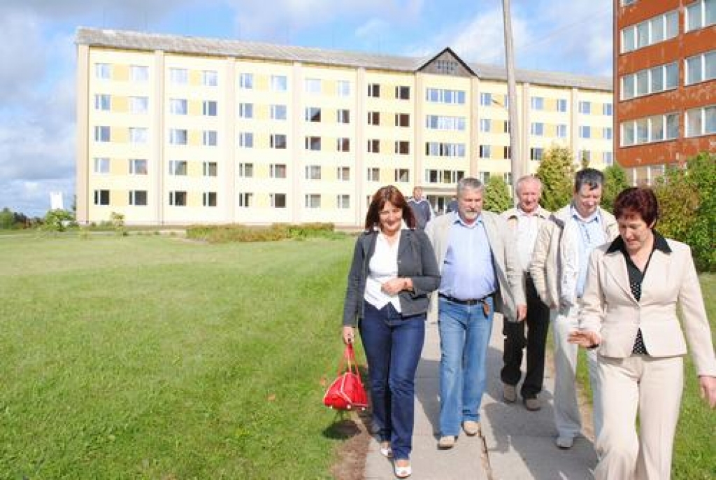 Audzēkņu mājvieta siltāka un skaistāka
