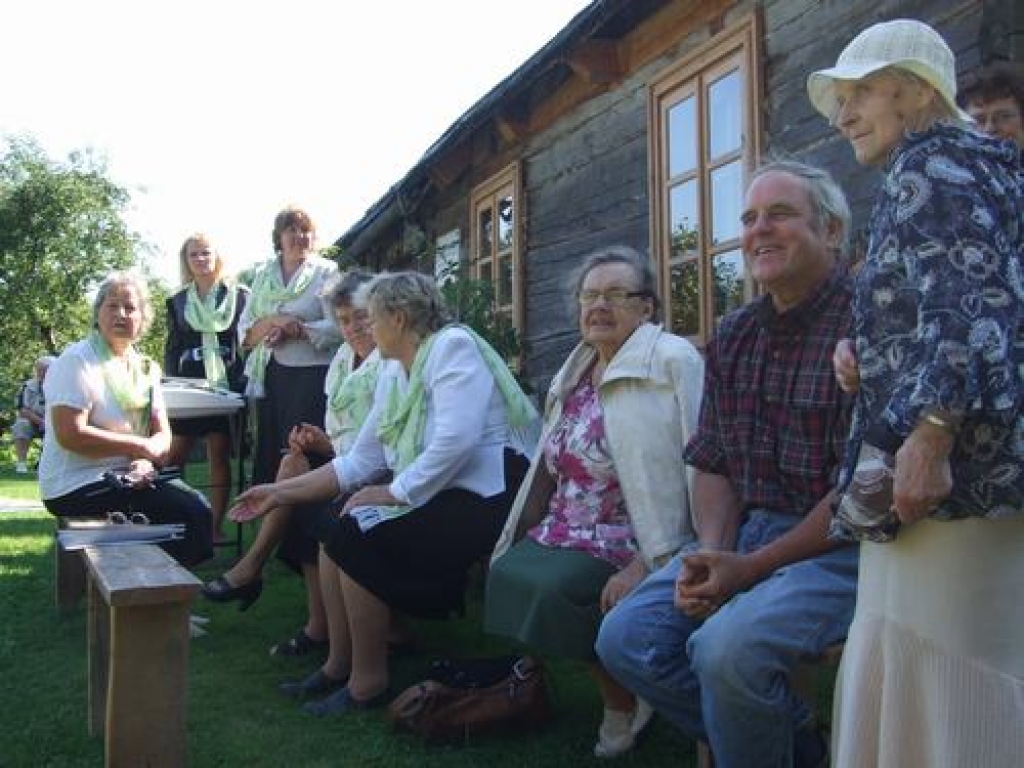 Saule, cilvēcība un miers “Riekstiņos”