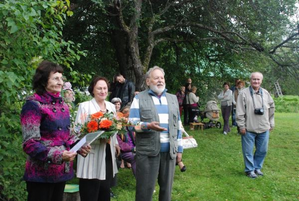Sveic arī Valsts prezidents