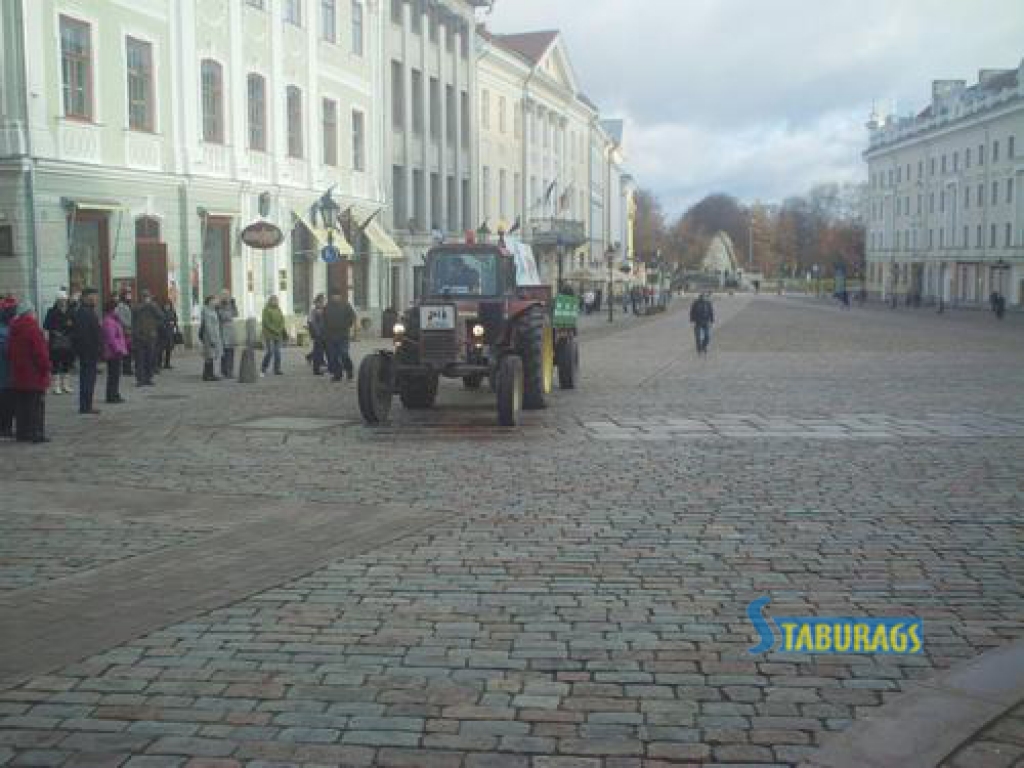 Protesta traktoru sagaida Rīgā