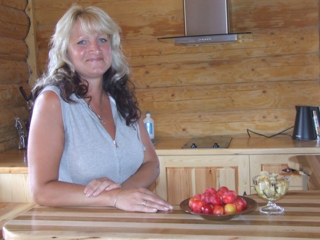 Ar māksliniecisku attieksmi pret praktiskām lietām