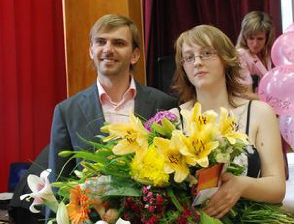 Saņem stipendiju studijām