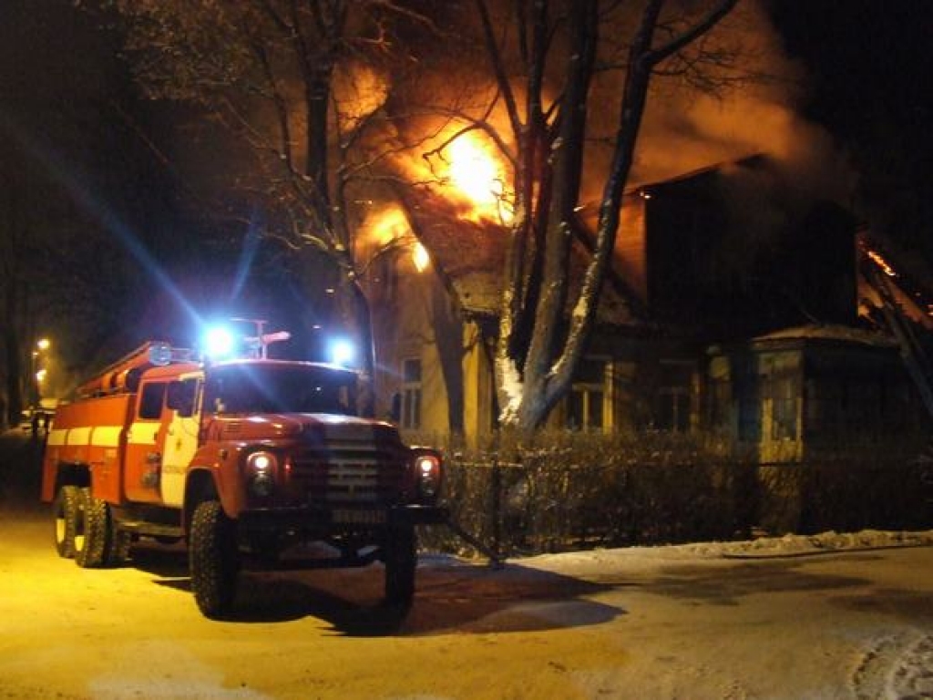 Ugunsgrēks sākas no skursteņa