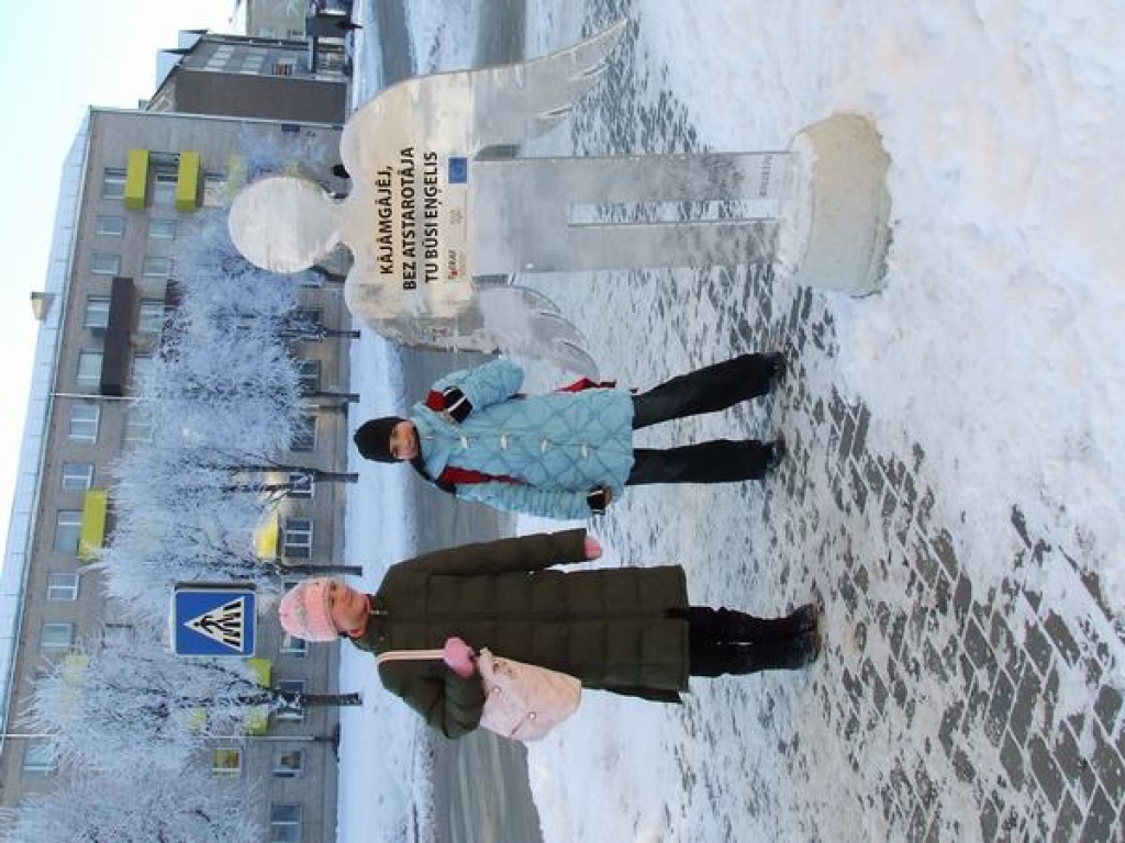 Eņģeļi Aizkraukles ielās