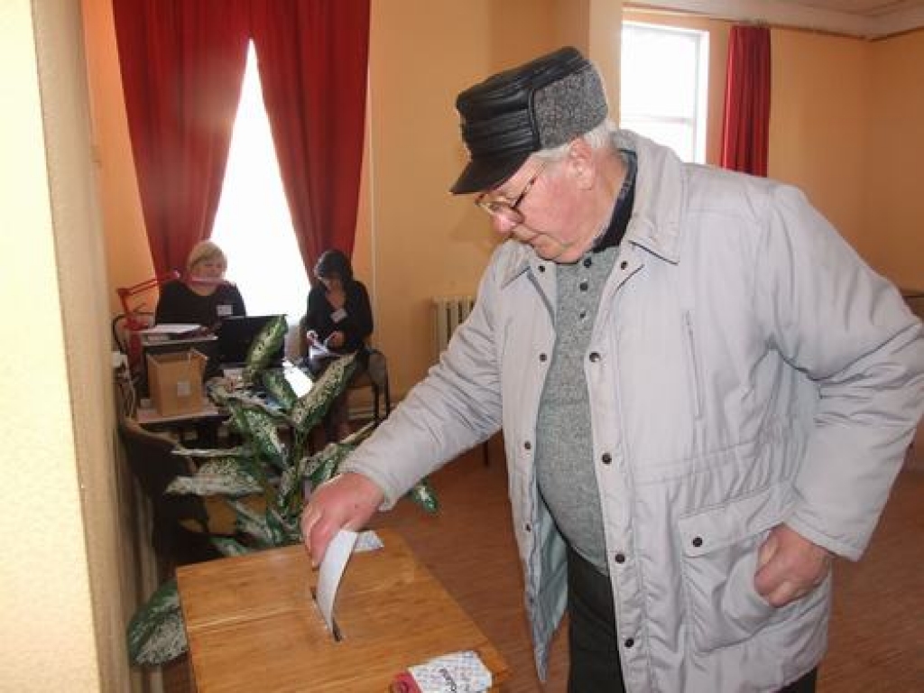Neretieši noskaņoti pozitīvi