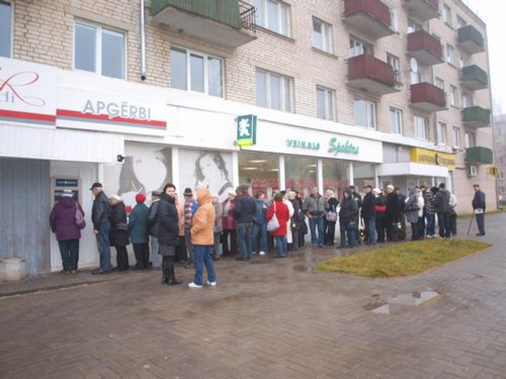 Bankas krahs — šoks daudziem