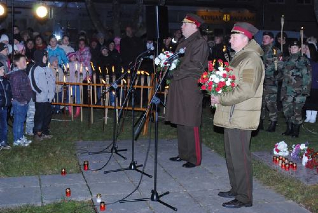 Aizkrauklē skan salūta zalve