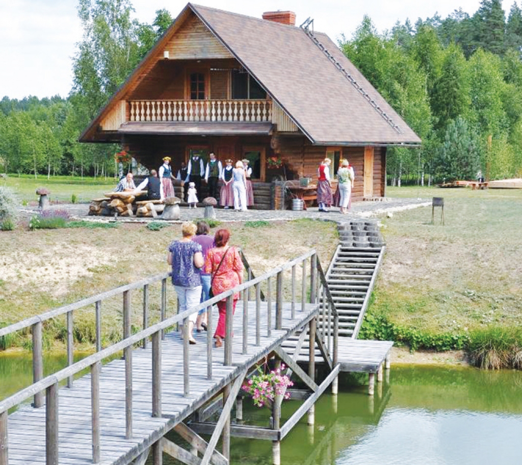 “Odziņas” sajūsmina žūriju