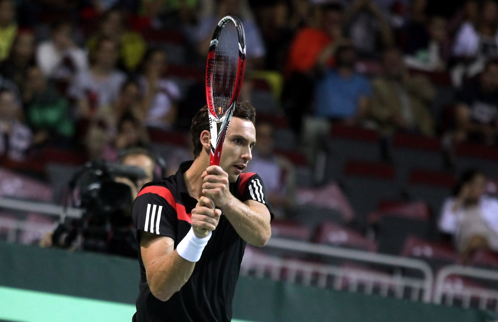 papildināts ar FOTO - Gulbis Sanktpēterburgā ceturto reizi karjerā sasniedz ATP turnīra finālu