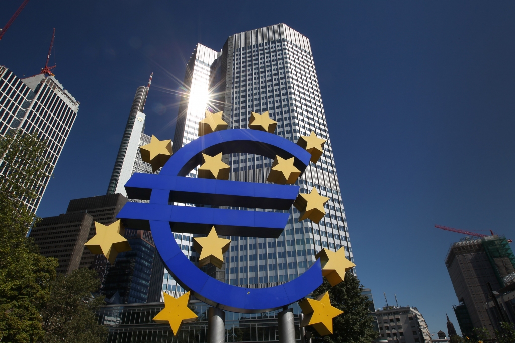 ECB atlikušas trīs iespējas, kā cīnīties ar zemo inflāciju