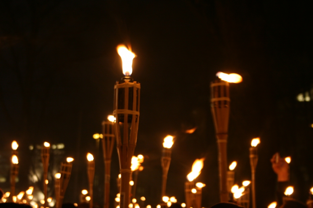 Lāpu gājiens Vallē