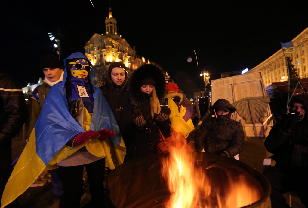 NATO nosoda sadursmes Ukrainā; ASV aicina valsti «ieklausīties savos iedzīvotājos»