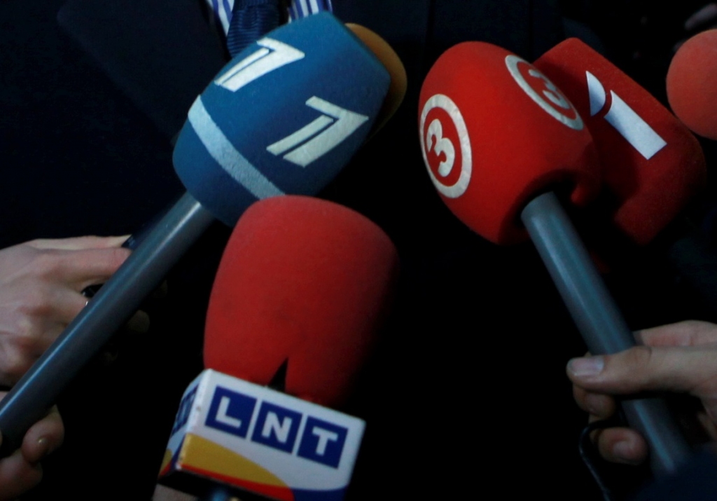 Bažījas par likuma interpretāciju, pieprasot žurnālistiem atklāt savus avotus
