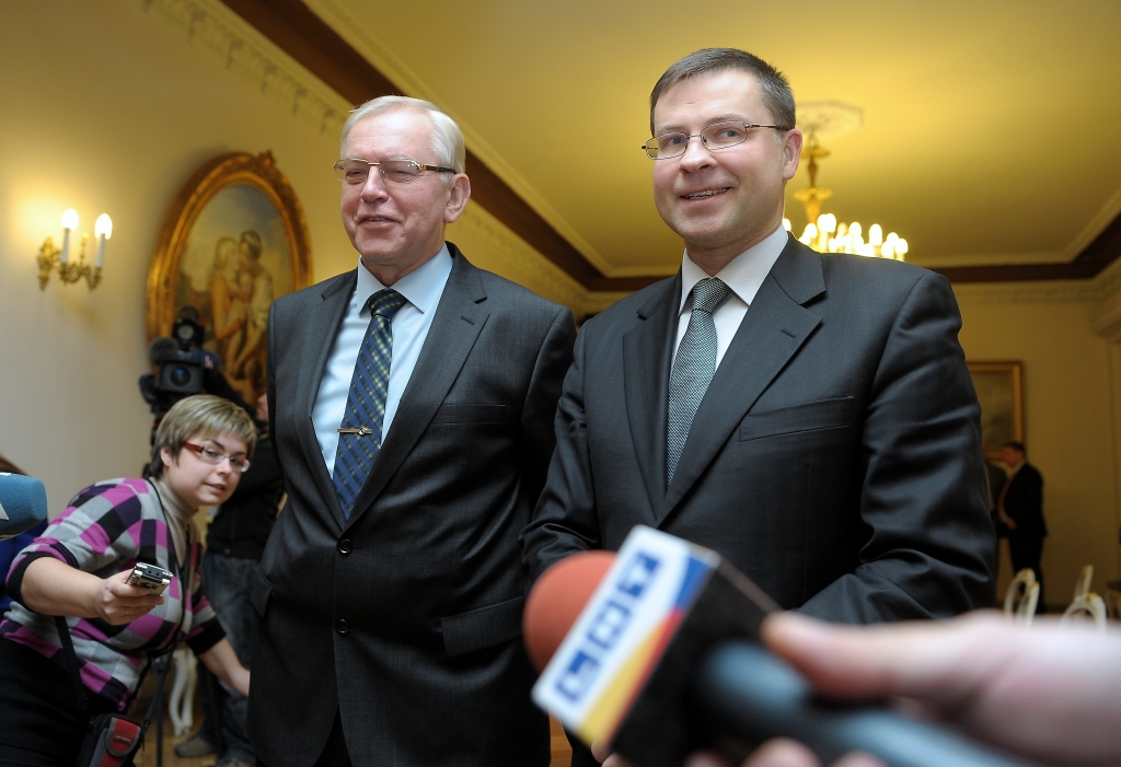 Brigmanis neizslēdz iespēju, ka prezidents lūgs Dombrovskim turpināt darbu