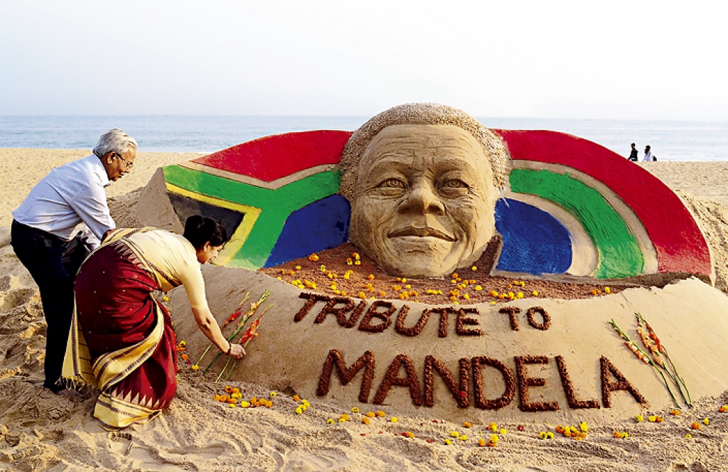 Nelsons Mandela naidu atstāja pagātnē