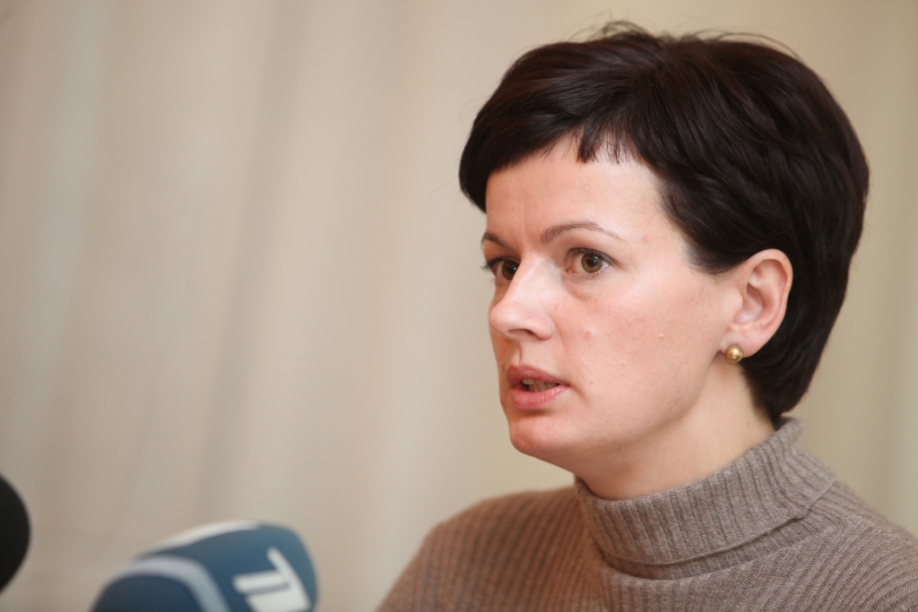 Dimanta izmeklēšanas komisijas darbu nodēvē par "traģēdijas turpinājumu"
