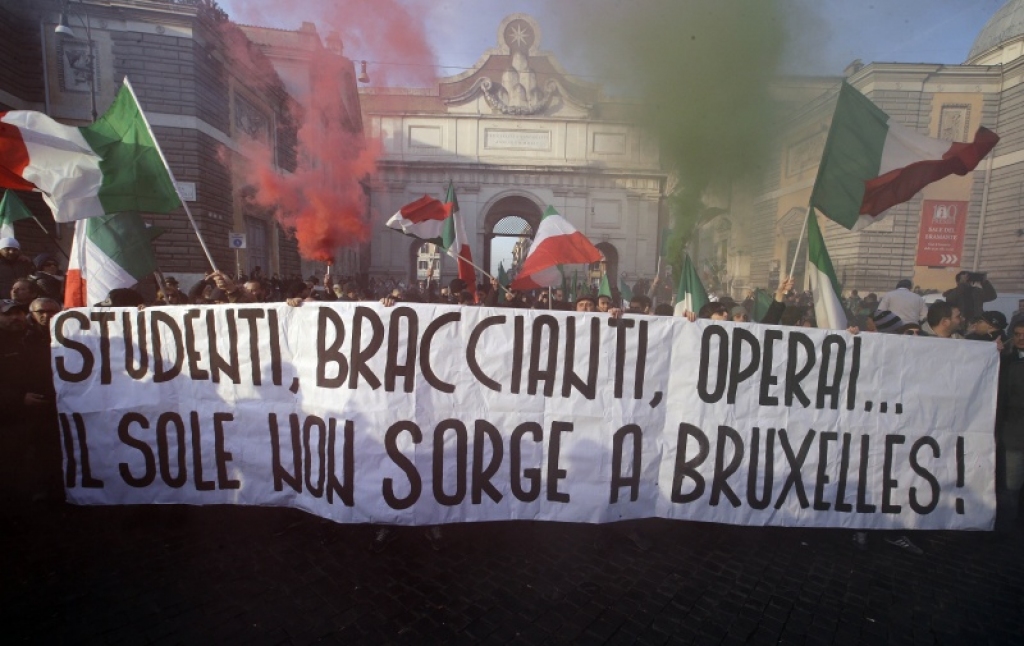 Itāļi protestos prasa gāzt taupīgo valdību