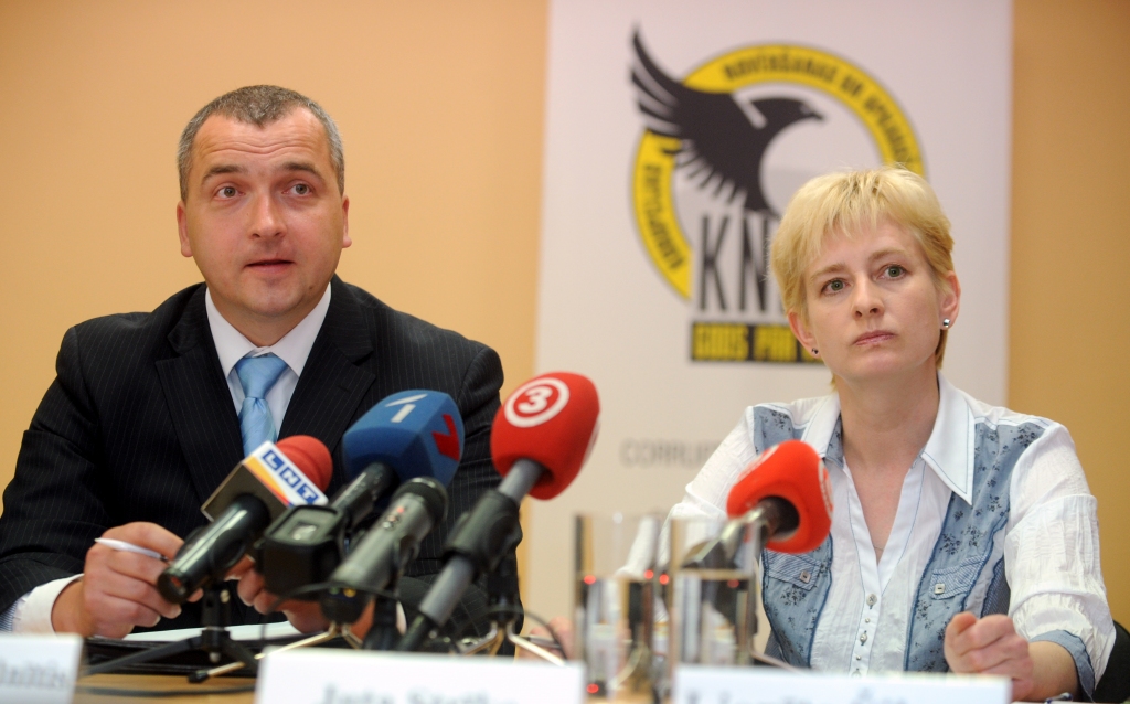 Bijušais KNAB šefs: Strīķe savulaik "noairēja" aizdomas par korumpētu Dombrovska valdības ministru