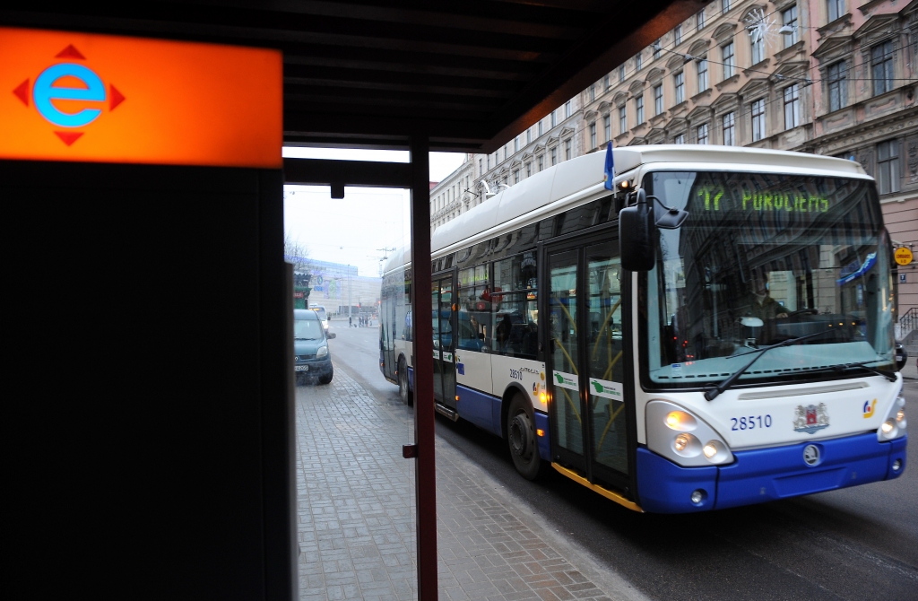 papildināts (16:47) - Rīgas sabiedriskajā transportā šogad visi brauks par 60 eirocentiem