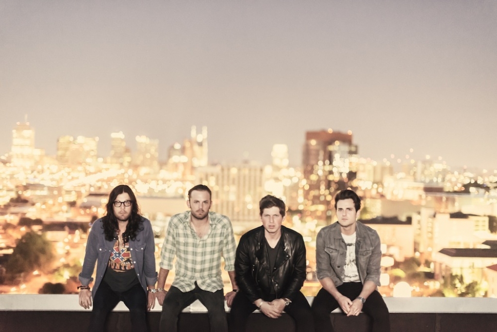 Mežaparka estrādē uzstāsies roka superzvaigznes Kings of Leon
