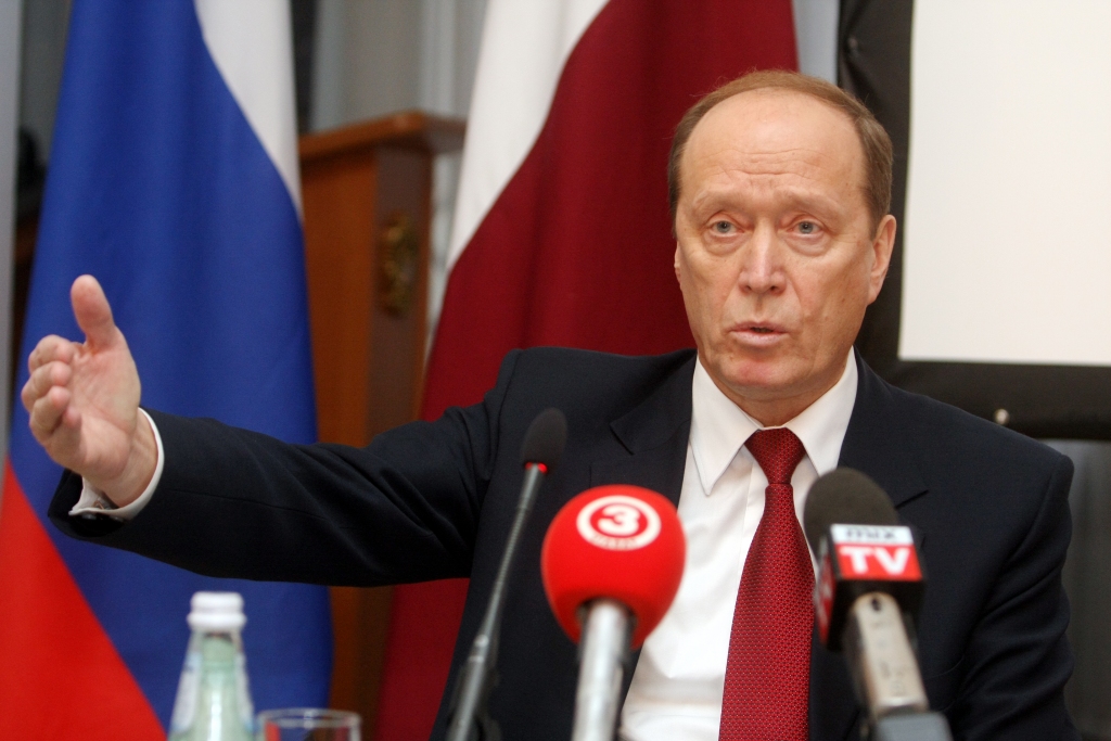 Vešņakovs: Latvijas maigā vara Krievijā ir Raimonds Pauls