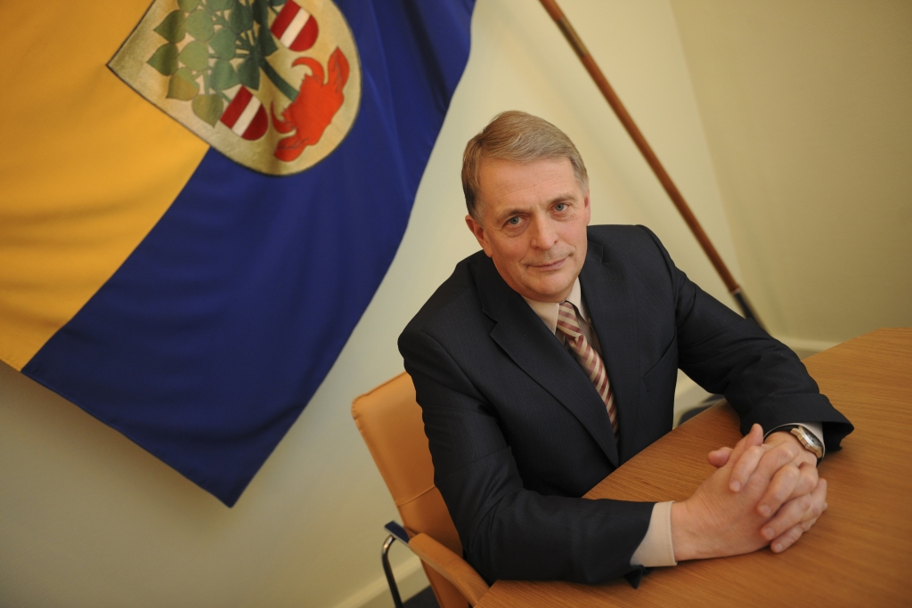 Boķis piebremzē reģionu partiju plānu