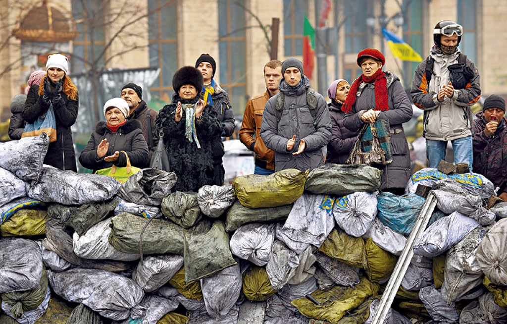 Ukrainā par brīvību jācīnās uz barikādēm
