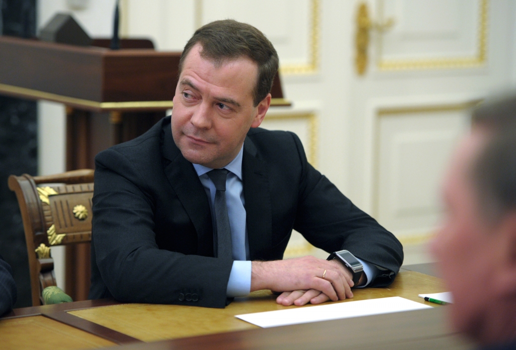 Medvedevs: Ukrainas parāds Krievijai ir 16 miljardi ASV dolāru