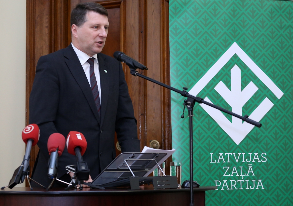 Zaļās partijas kongresā atkārtoti par līdzpriekšsēdētājiem ievēl Vējoni un Silenieku