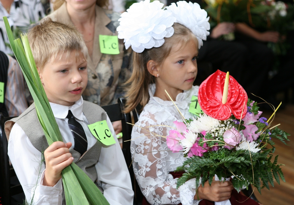 Pirmās klases piepilda zibens ātrumā